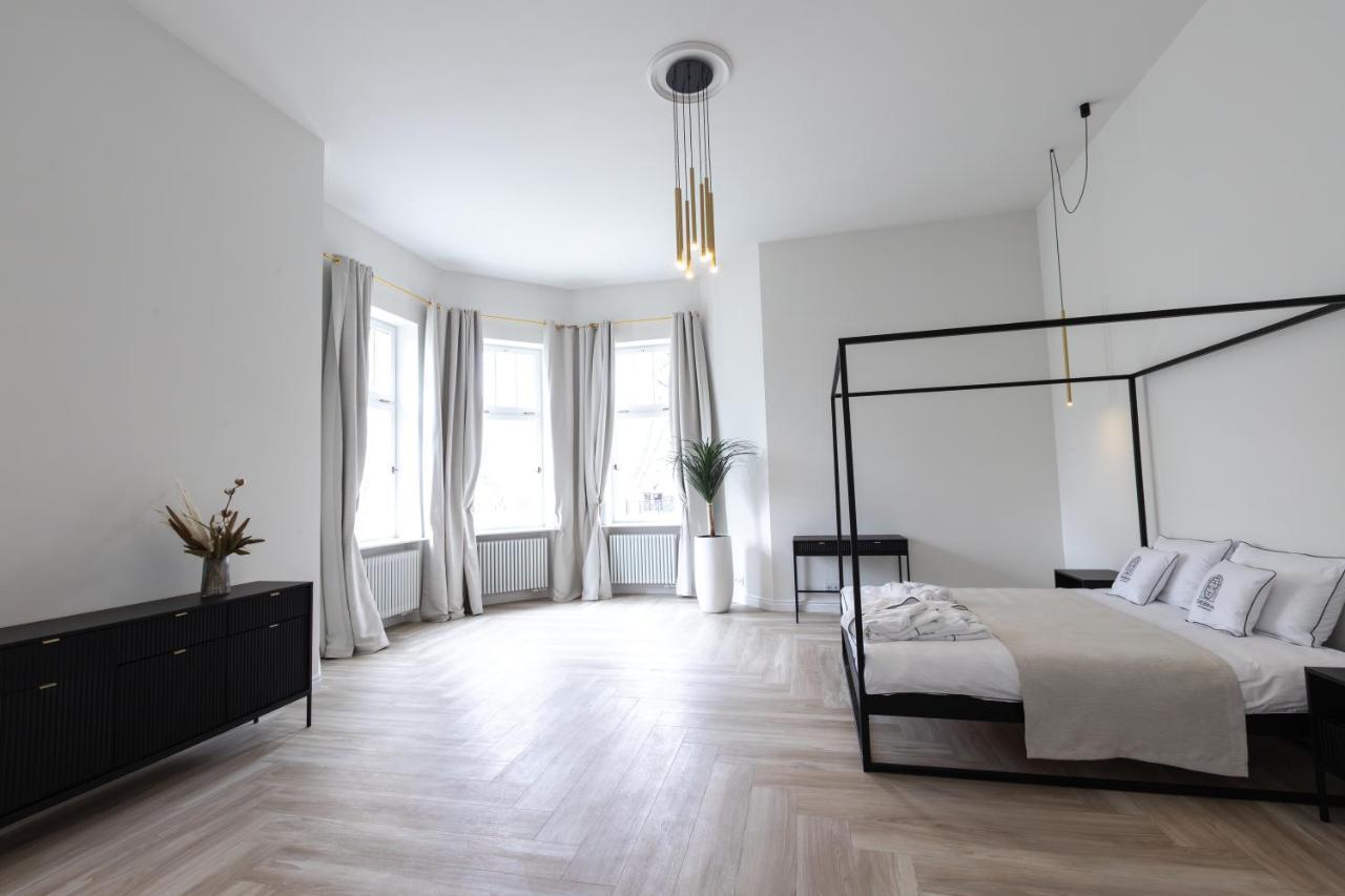 Srebrna Luxury Apartments - Willa Fabrykancka - Wnetrza Premium Lodz  Exterior photo